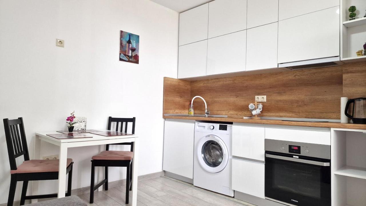 Lola Seaview Guest House. Уютный Домик В Варне Varna Ngoại thất bức ảnh